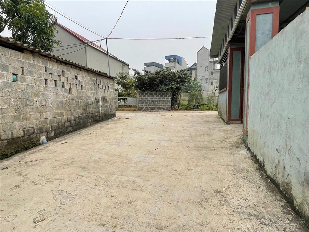 Chính chủ bán đất đông yên, quốc oai thổ cư view đường tỉnh lộ dt 167 m2 giá rẻ chỉ nhỉnh 1 tỷ