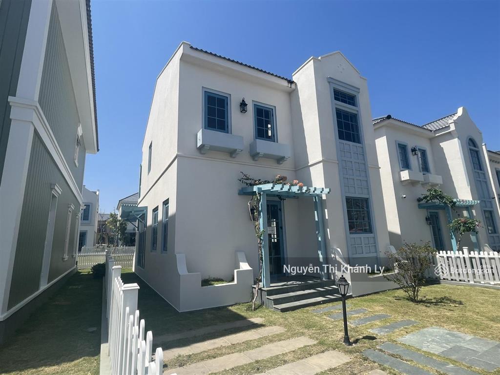 Căn biệt thự đơn lập 10x20m giá rẻ nhất novaworld phan thiết chỉ 6.3 tỷ nằm gần clubhouse nội khu