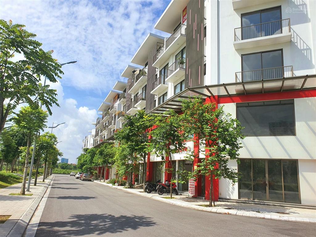 Cc cần bán cắt lỗ gấp căn nhà phố khai sơn 123m2, đường trước mặt 30m, siêu vip.  0989 386 ***
