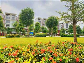 Duy nhất căn nhà phố khai sơn 85m2 (lô góc) view hồ điều hòa 15ha siêu vip.  0989 386 ***