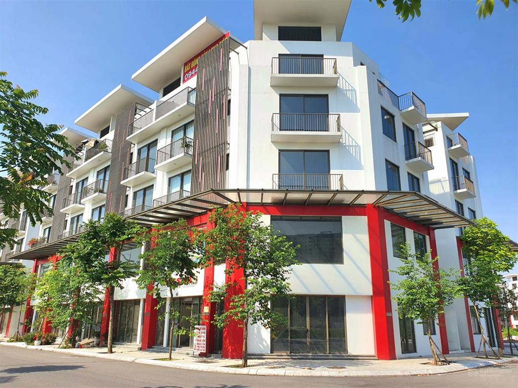Cần bán cắt lỗ gấp shophouse khai sơn 123m2 view hồ điều hòa, tây nam.  0989 386 ***