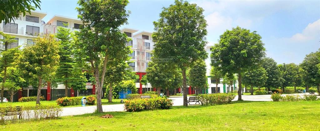 Bán gấp nhà phố khai sơn 100m2, tây bắc, siêu vip, siêu hiếm.  0989 386 ***