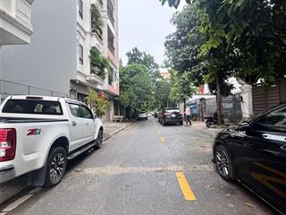 Bán căn nhà kinh doanh  văn phòng nguyễn văn hưởng 2 ô tô tránh, dừng đỗ