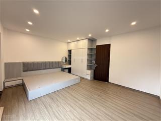 Bán nhà đẹp xây mới  thang máy  gần ô tô  thạch bàn