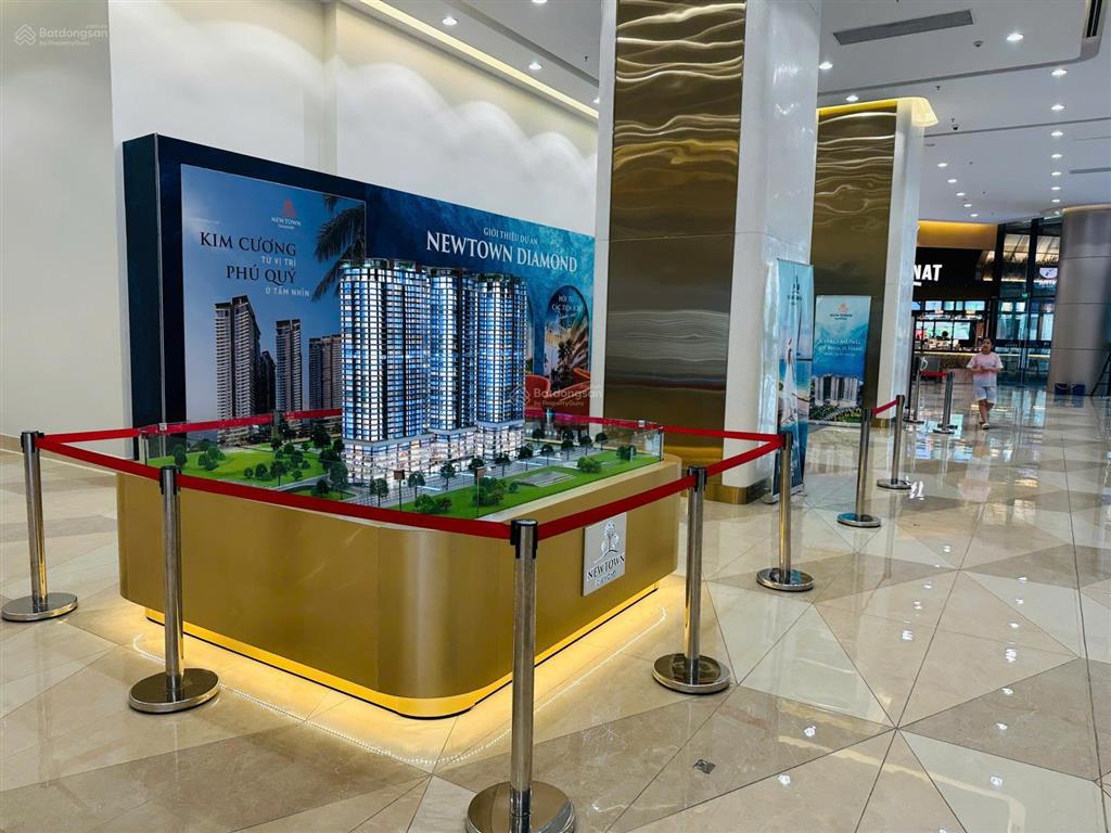 Cho thuê mặt bằng thương mại diamond place 25 lê văn lương  sàn tttm vị trí đẹp