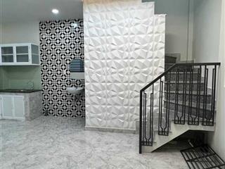 Nhà nhỏ xinh gần 24 m2 ngay hẻm 129/xx lê lư  tân phú. 1 tỷ 550 nhà kc 1 trệt 1 lầu. sổ riêng