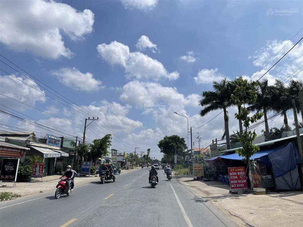 Chính chủ gửi bán đất thổ, mặt tiền quốc lộ 50, giá rẻ, sổ hồng riêng