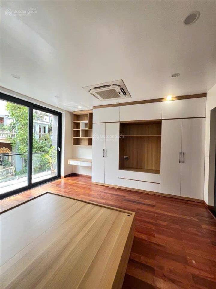 Trần khát chân 80m . mặt phố  kinh doanh  nội thất đẹp  giá iu thương