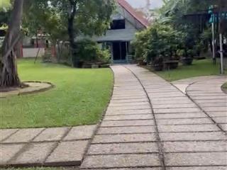 Bán nhà vườn nghỉ dưỡng 1652m2 đông thạnh 8, hocmon, tp.hcm chỉ 21tr/m