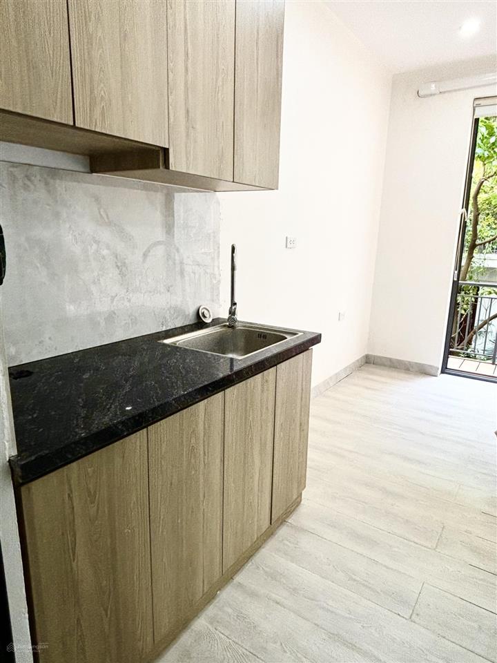 Bán ccmn lô góc, mới xây, sổ đẹp, đông nam, 7 tầng 11 phòng ln 60tr/th, dân xây cực kỳ chắc chắn