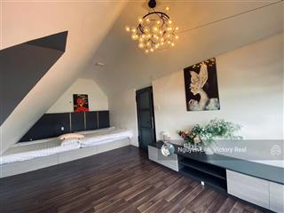 Villa dòng tiền chủ gửi bán căn villa có view cách hồ 300m giá tốt