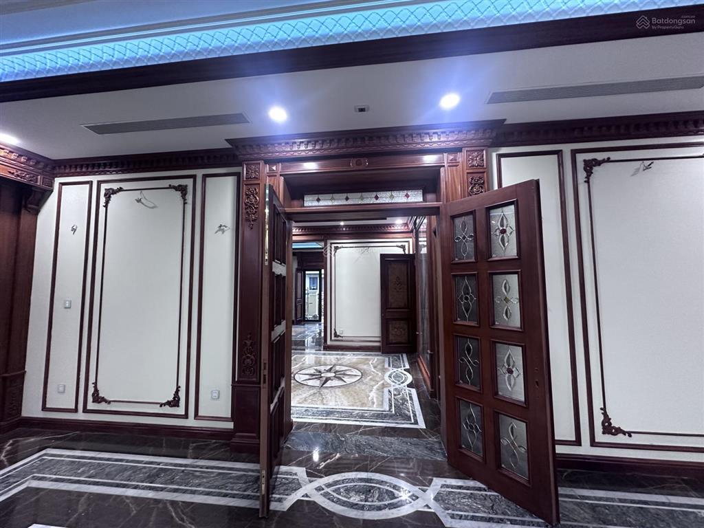 Căn goại giao không quảng bá đại trà. chỉ dành cho những chủ nhân được lựa chọn