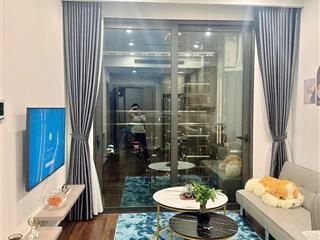 Cho thuê căn hộ 1pn + 43m2 mới hoàn thiện nội thất mới toanh tại masteri giá chỉ 12tr/th