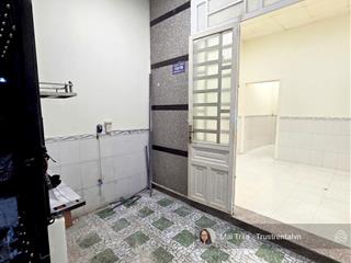 Bán nhà hẻm 3 gác. thích hợp ở thực hoặc đầu tư sinh lời. đường 826c lê văn lương nối dài
