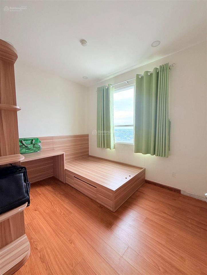 Cần bán 2 căn dreamhome (có bancon phòng khách). loại 2 phòng ngủ.   0909 086 *** (có zalo)