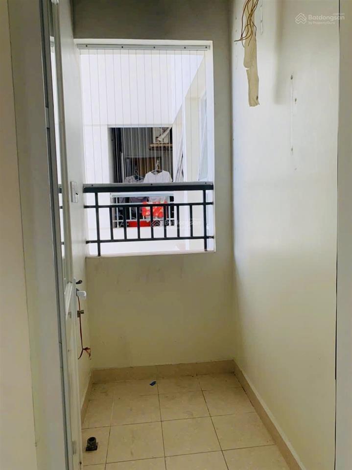 Căn góc 3 phòng ngủ cần bán, có nội thất, nhà mới và sạch sẽ,  xem nhà 0909 086 ***