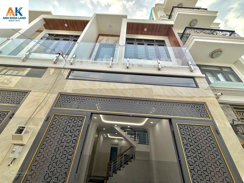 Hot hot! nhà 2 tầng hiệp bình chánh ngay phạm văn đồng, nhà mới hẻm ô tô dọn vào ở ngay