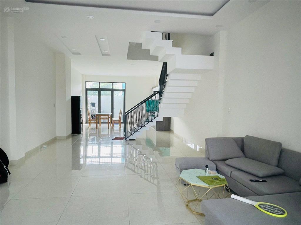 Bán nhà gói 3 mỹ gia, full nội thất nhà mới đẹp giá tốt đầu tư /  em xem nhà  0379 968 *** e thư