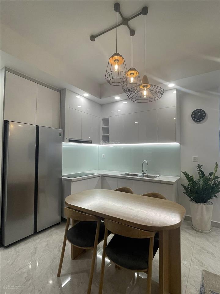 Bán căn hộ 2pn 2wc/68m2 view landmark81 giá 6,6 tỷ paris hoàng kim  quận 2.  em vy xem nhà