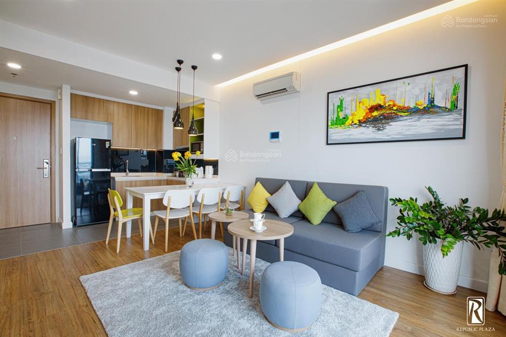 Bán căn republic cộng hòa 1pn/50m2, full nội thất view sân bay, giá bán 2,6 tỷ. 0919 733 ***