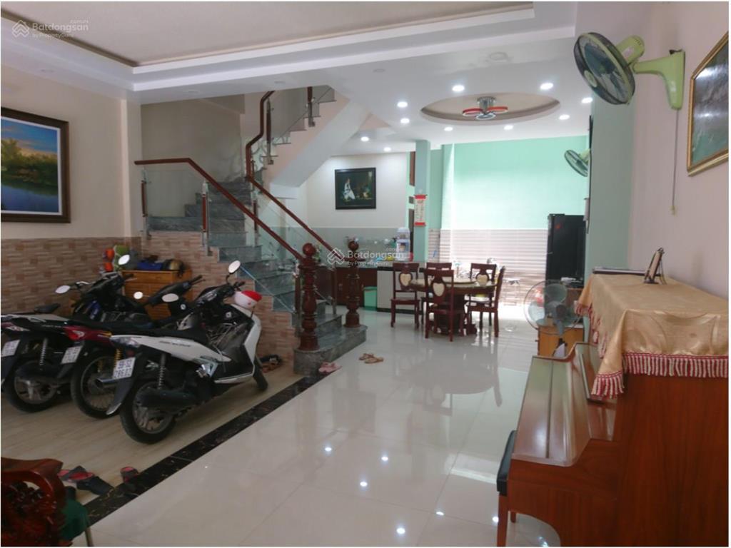 Rẻ, hiếm! mặt tiền xô viết nghệ tĩnh, p.19, bình thạnh. dt5.5x19m, 2 tầng