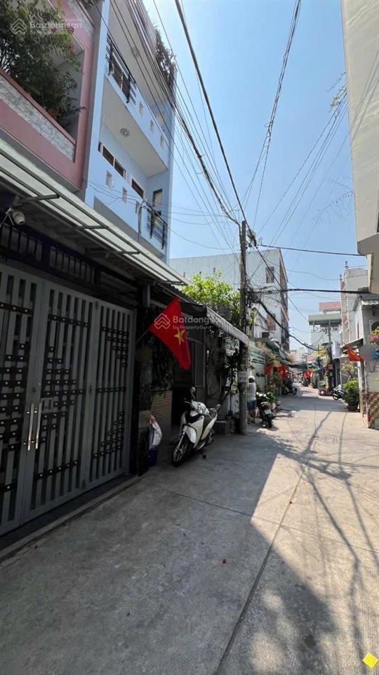 14 triệu  nhà nguyễn sơn 4 tấm, có 5pn, gần thoại ngọc hầu.