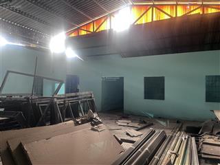 Kho xưởng 500m2 tam phú tải lớn trần cao