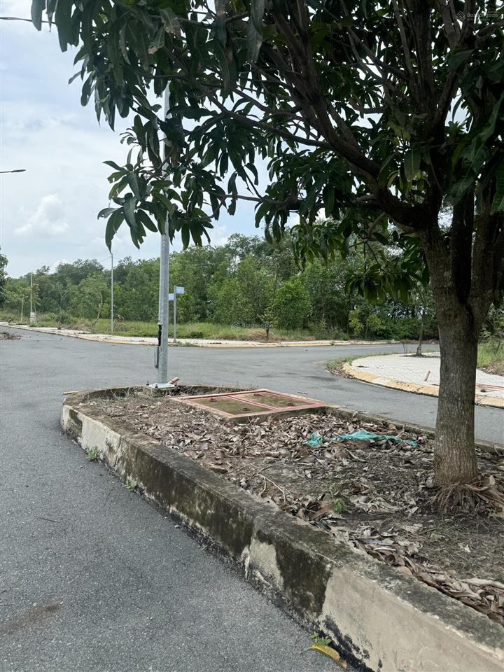 Cần bận nền kdc làng sen, block g giá 1 tỷ 330 triệu, đã có sổ, 5x 17