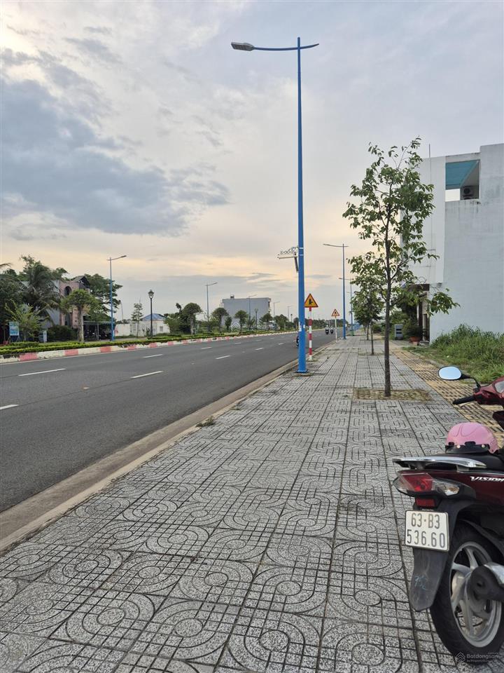 Lô góc thoát hiểm mt đường 3/2, tp bà rịa