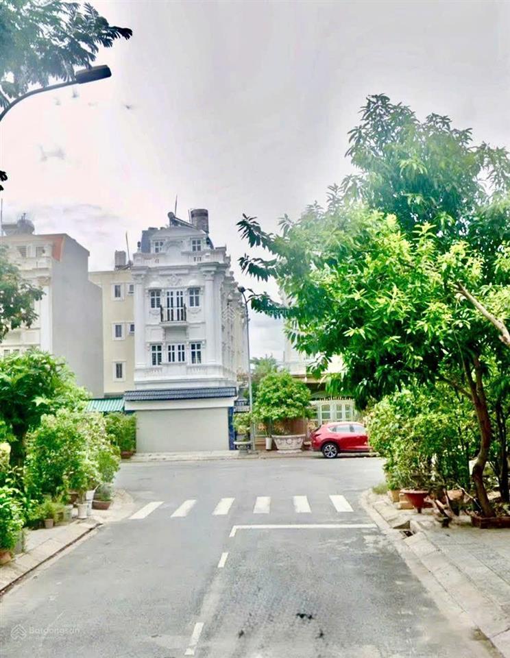 Bán nhà khu dân cư cát lái q2 cũ nhà mặt tiền đường 12m 4 tầng nhà trống giao ngay.