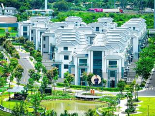 Tại sao lại chọn gladia by the water khi vị trí đường vành đai 2 nhiều xe container di chuyển???