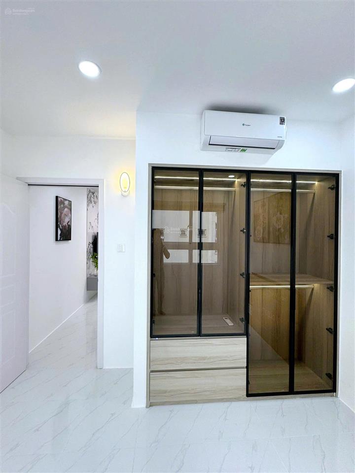 Chính chủ cần bán căn đẹp full nội thất rẻ nhất dự án