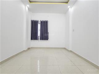 Nhà đẹp nhận ở ngay tại an dương vương gần võ văn kiệt, 4pn, sổ sẵn, giá cực tốt !