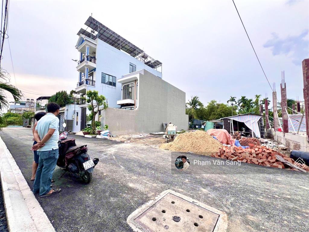 Hiếm chỉ 1 sẹc vườn lài vào 50m, cách cầu an phú đông gò vấp 600m, lô đất ngang 4.4m. đường ô tô