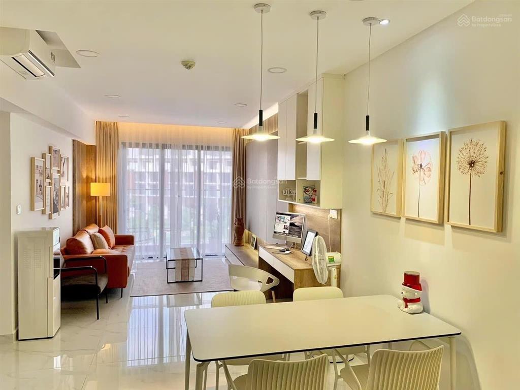 Cho thuê căn hộ 142m2 tại diamond brilliant, 22tr/tháng căn góc.