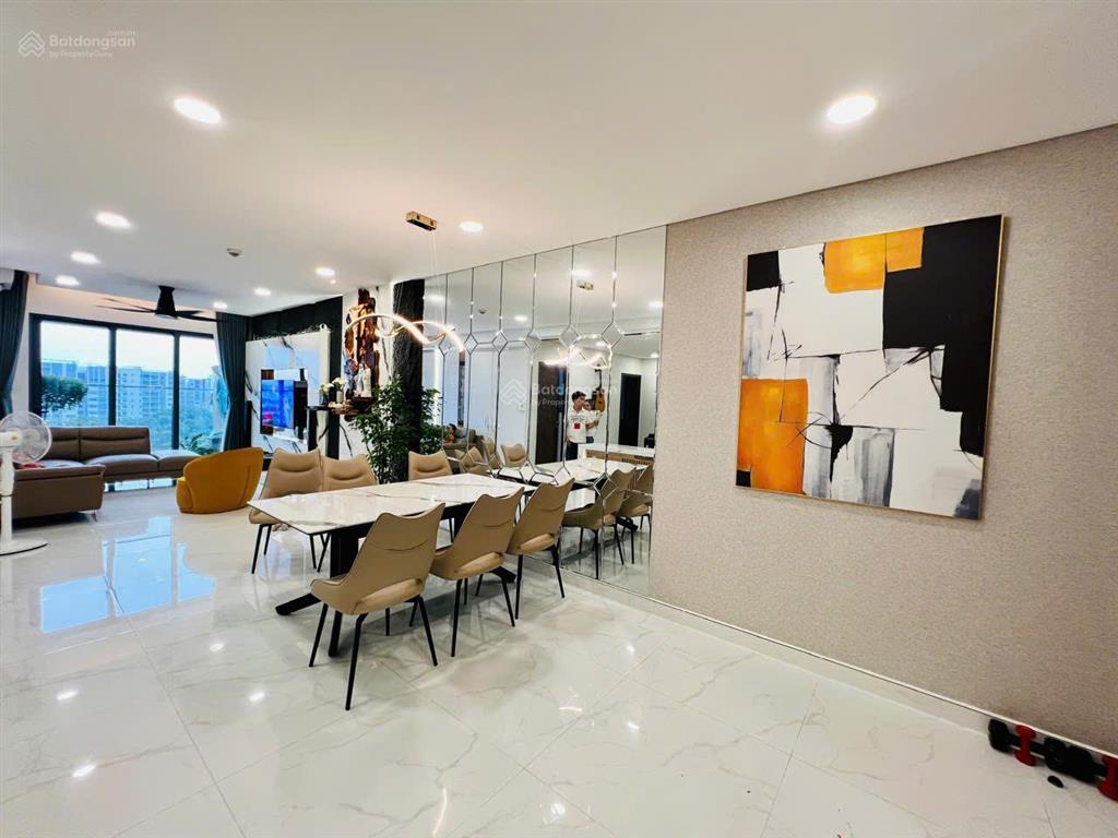 Bán căn hộ, diamond brilliant, full nội thất, 112m2, view hướng nam, giá chỉ 66tr/m2