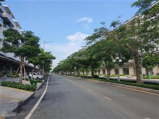 Bán lô đất 5x32m 157m2, thổ cư 100%, sổ hồng riêng ngay gần đường đinh thị thi kđt vạn phúc