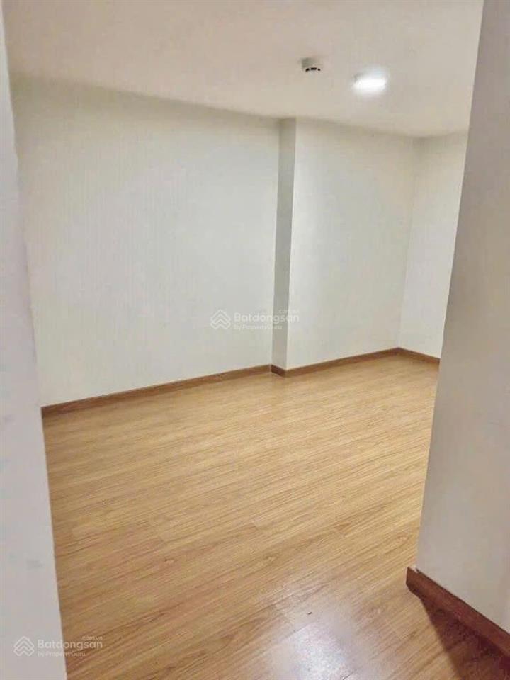 Cần bán nhanh căn hộ officetel 2pn2wc 60 m2 giá chỉ 3.2 tỷ nội thất cơ bản