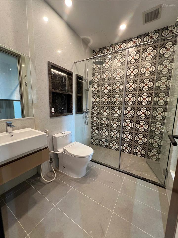 Cần bán căn hộ la astoria 2pn 1wc tầng cao view sông thoáng mát