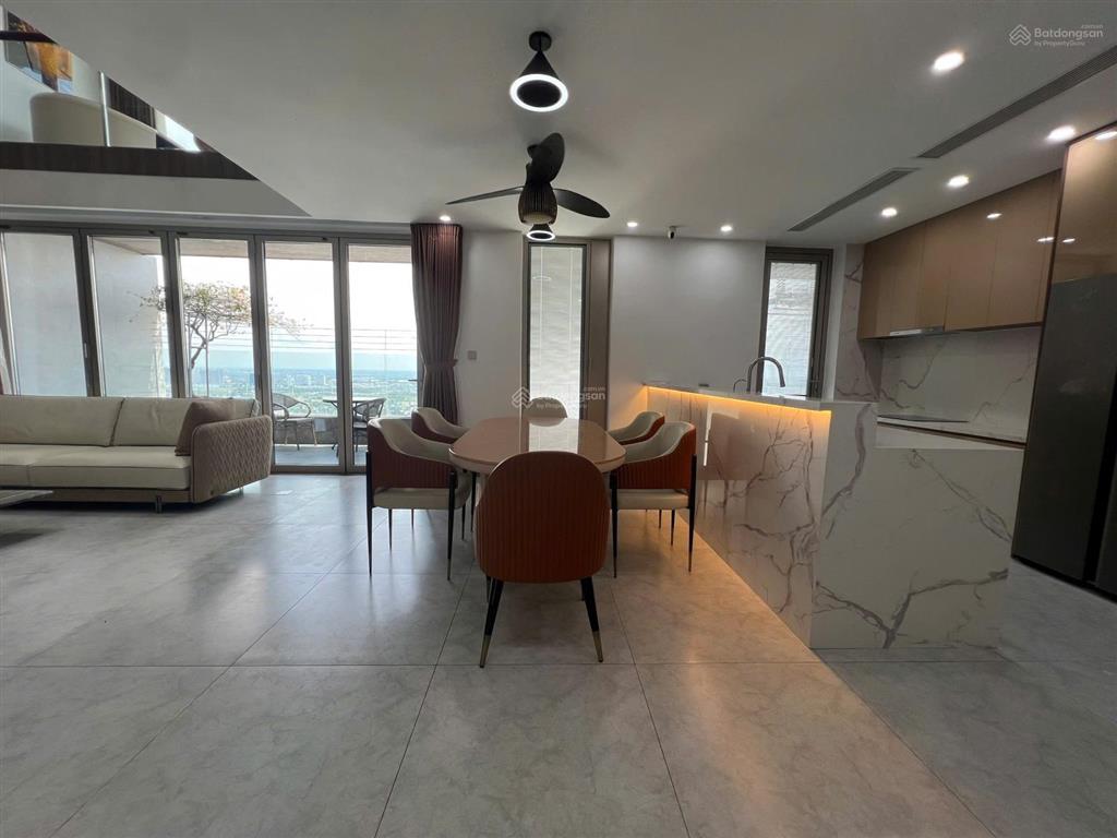 Cần bán căn hộ la astoria 2pn 1wc tầng cao view sông thoáng mát
