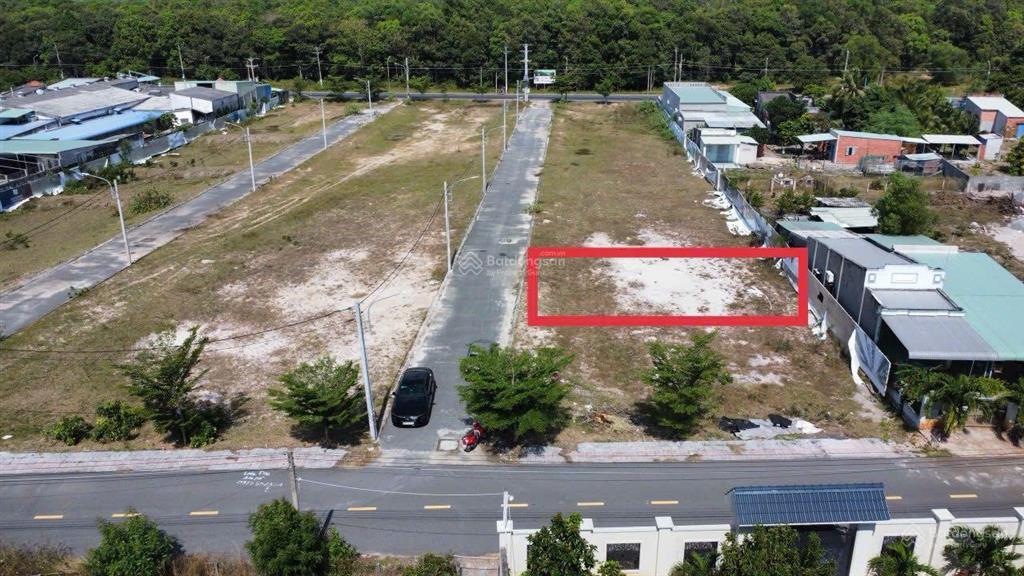 Bán đất ngay mặt tiền đường ven biển, đi hồ tràm đi vũng tàu, giá siêu ngộp 5x20m 100m2 thổ cư