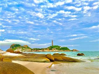 Bán đất gần biển kê gà, bãi tắm đẹp giá lại quá rẻ so với khu vực kê gà bình thuận 1300m2 sẵn 200tc