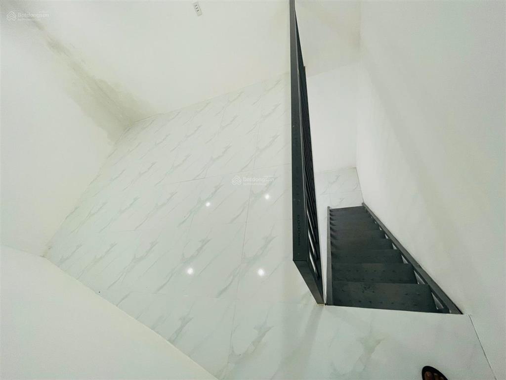 Nhà riêng thổ cư chính chủ bán lại, giá 2,75 tỷ gần giáo xứ bùi thái, dân cư đông đúc 62m² thổ cư