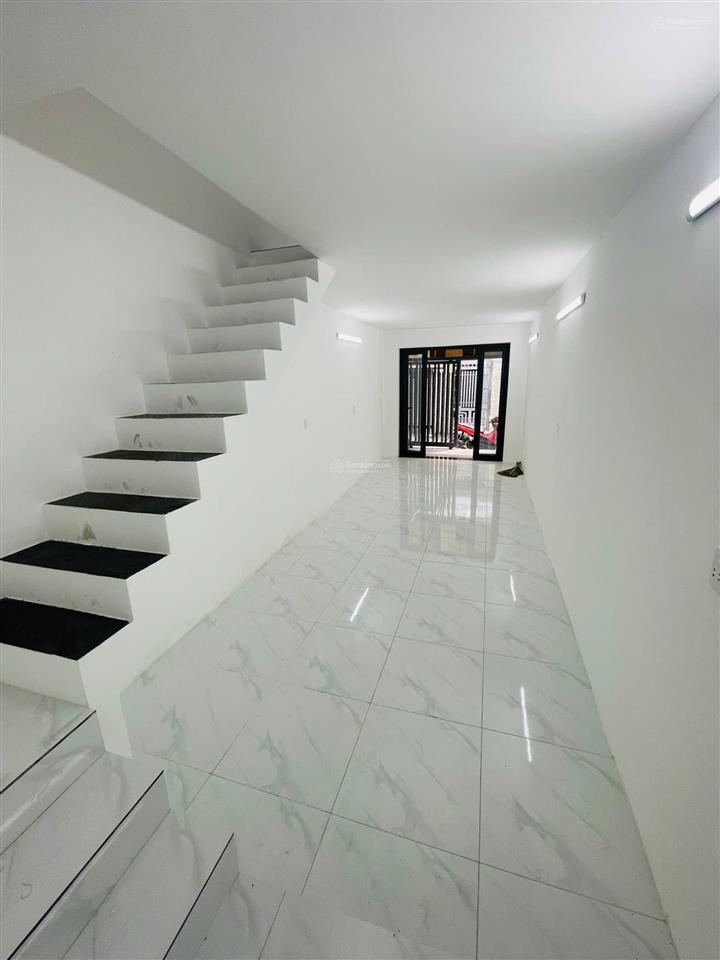 Nhà riêng thổ cư chính chủ bán lại, giá 2,75 tỷ gần giáo xứ bùi thái, dân cư đông đúc 62m² thổ cư