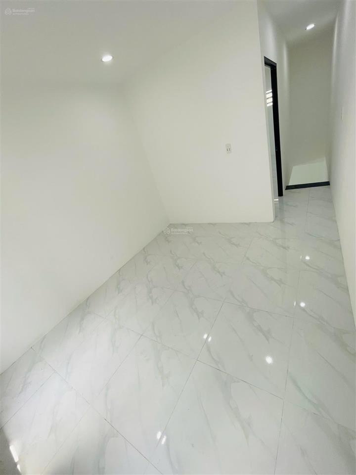 Nhà riêng thổ cư chính chủ bán lại, giá 2,75 tỷ gần giáo xứ bùi thái, dân cư đông đúc 62m² thổ cư