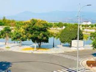 Em đang có các lô golden bay view giá 16tr/m2.  0906 789 *** miễn mg