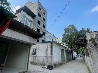 Tôi chính chủ cần bán nhà dòng tiền dt 100m mt 6m .tại đường cầu diễn