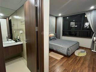 Cần bán chcc ngoại giao đoàn. sđ 127m2 3pn, 2vs, full nt. ban công nam, cửa bắc. 11.5 tỷ.