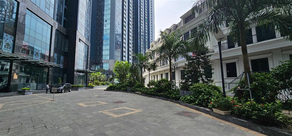 Bán biệt thự shophouse sunshine city vừa ở vừa kinh doanh, căn hiếm mặt công viên trung tâm