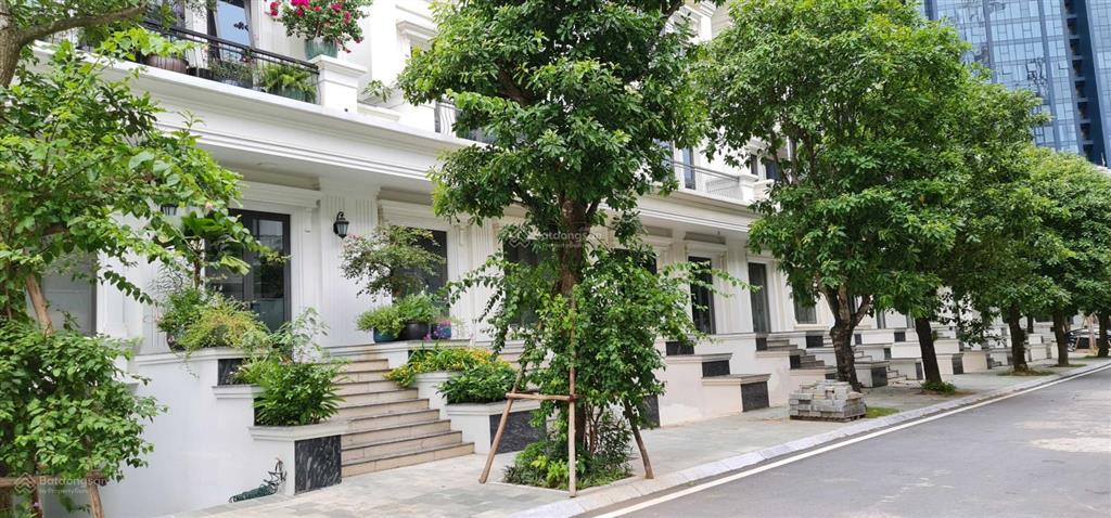 Cho thuê nhà biệt thự liền kề sunshine city kinh doanh sầm uất 4 tầng. giá chỉ 50tr/tháng